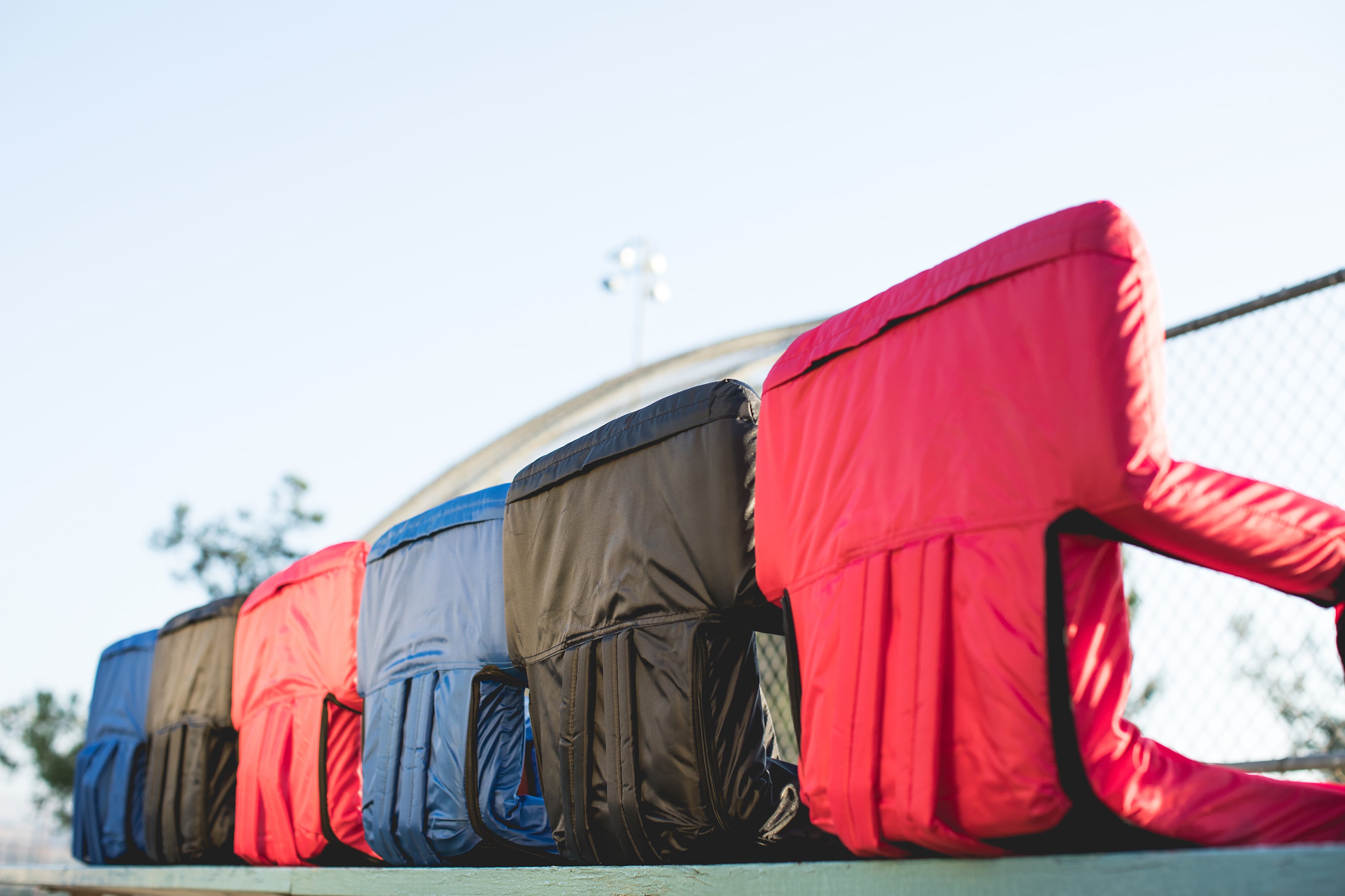 Ventura Portable Reclining Stadium Seat-Picnic Time Family of Brands