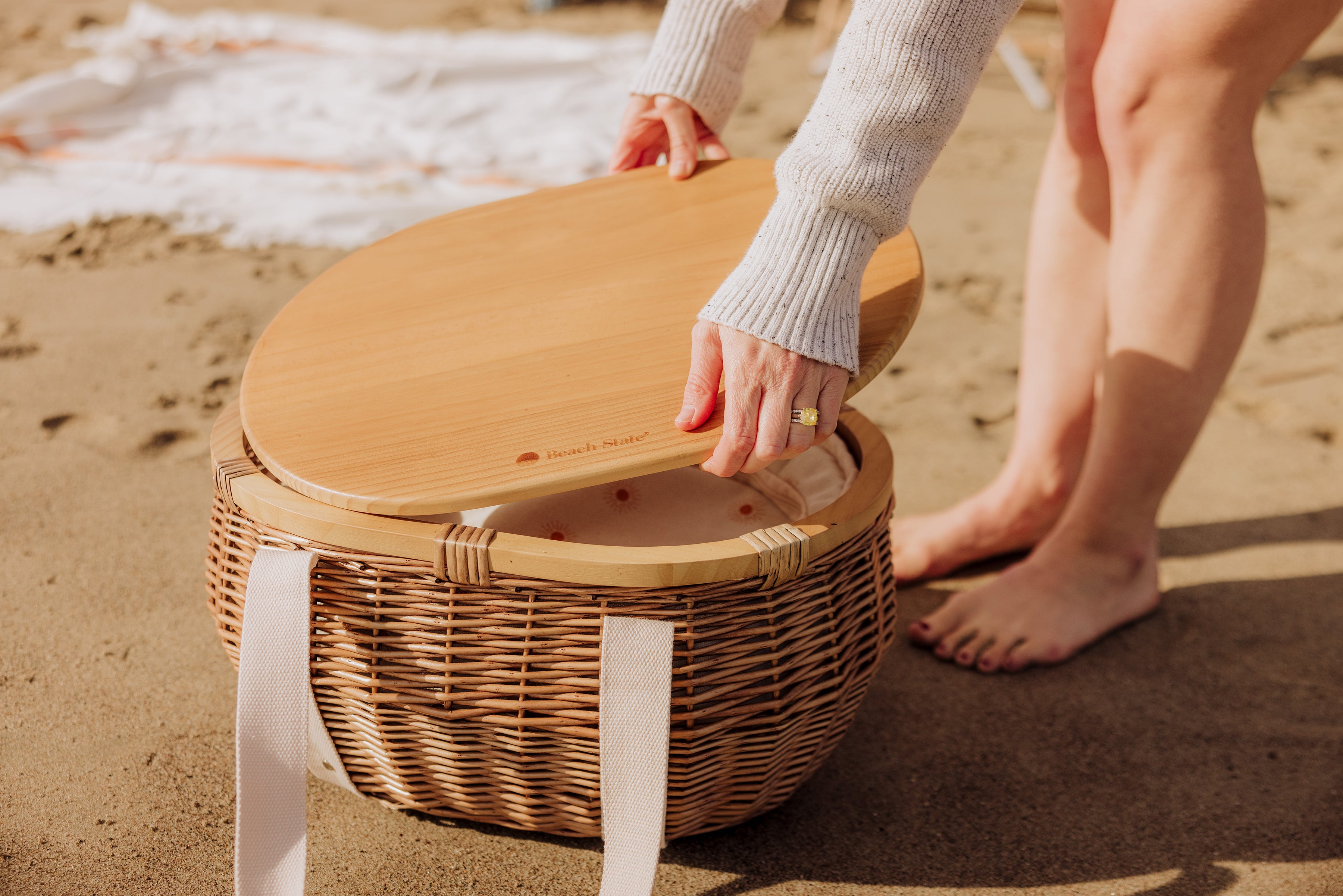 Castaway Insulated Cooler Picnic Basket-Picnic Time Family of Brands