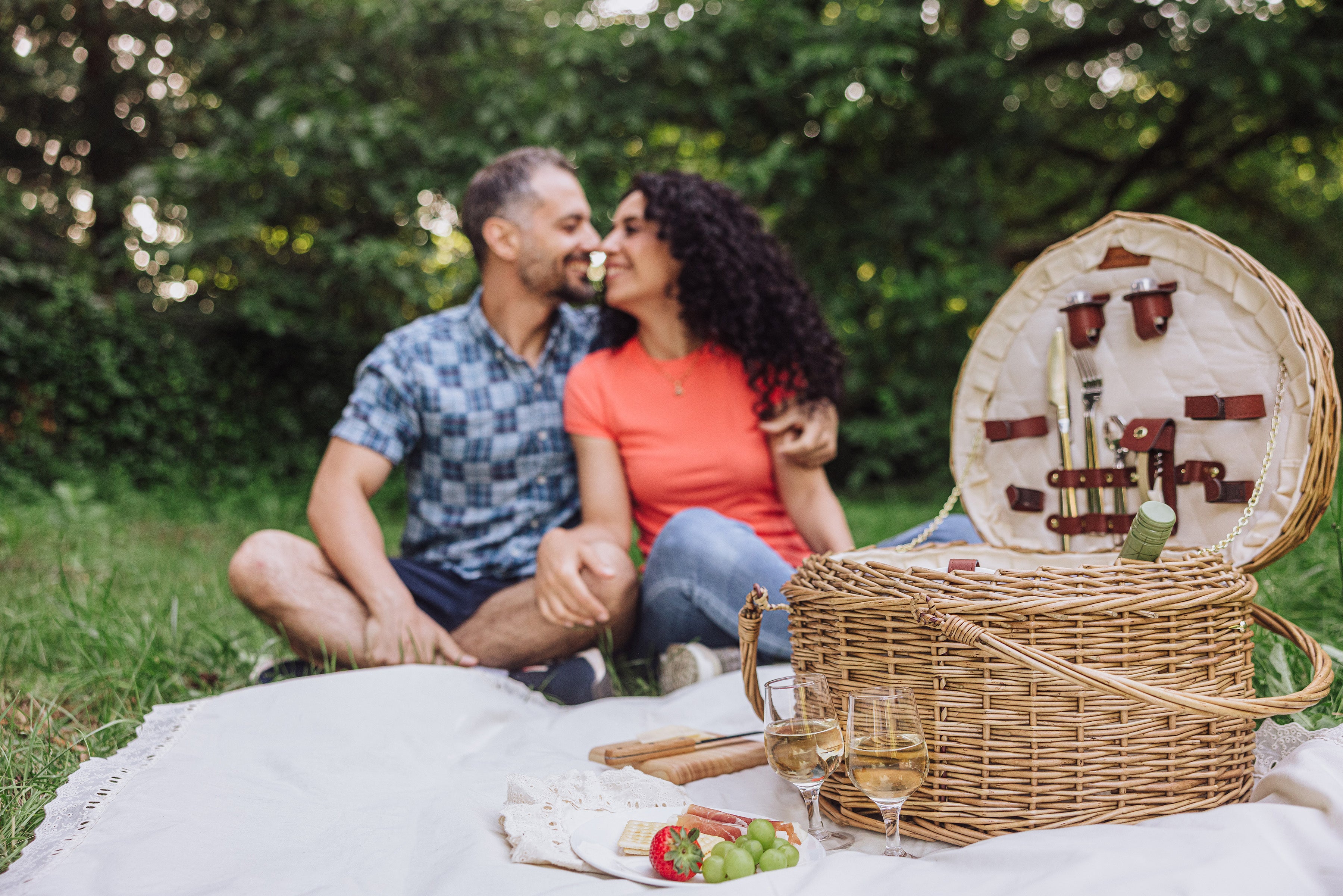 Heart Picnic Basket-Picnic Time Family of Brands