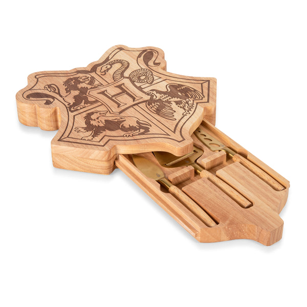 Harry Potter Hogwarts - Harry Potter Hogwarts Crest Cheese Set with Tools-Picnic Time Family of Brands