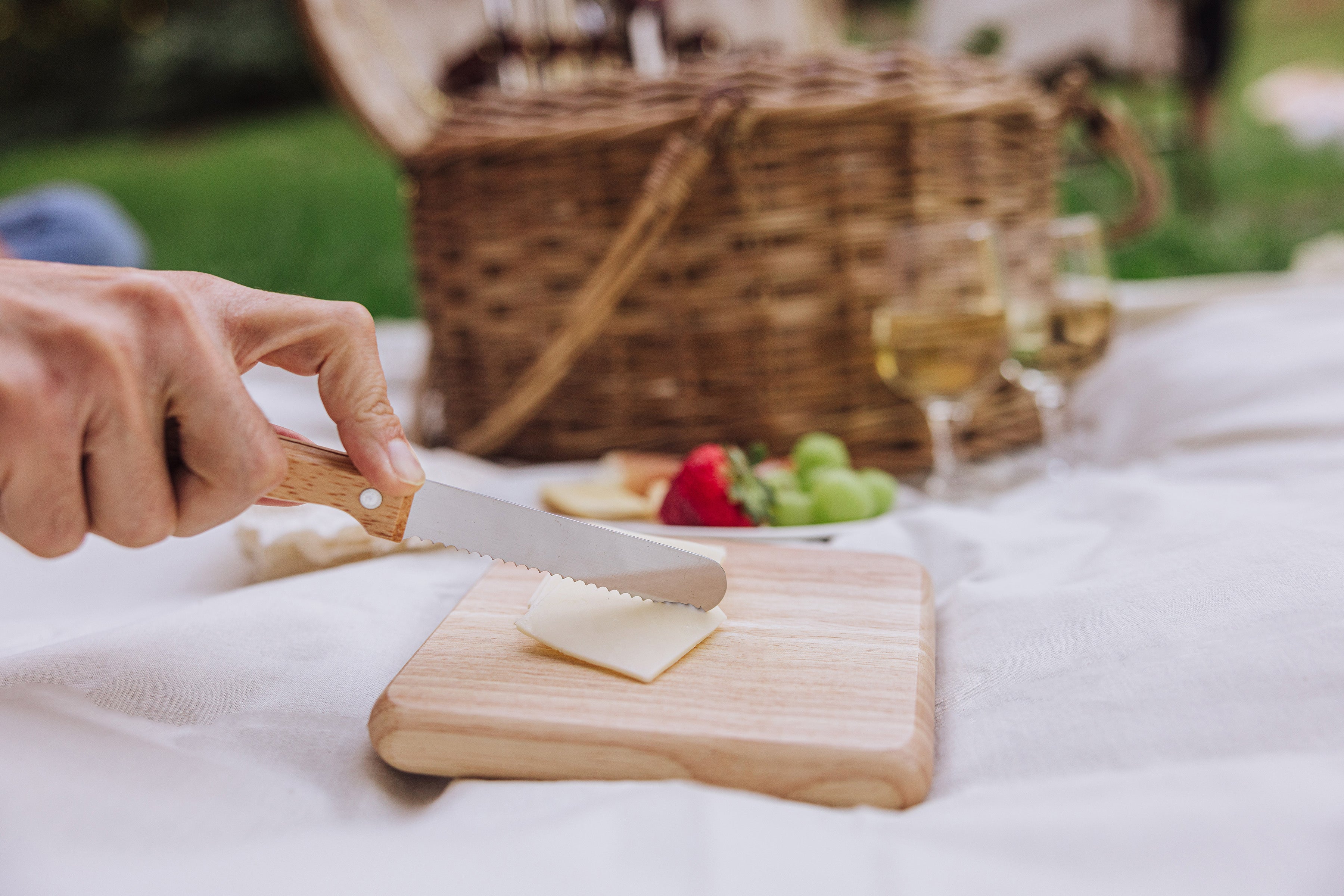 Heart Picnic Basket-Picnic Time Family of Brands