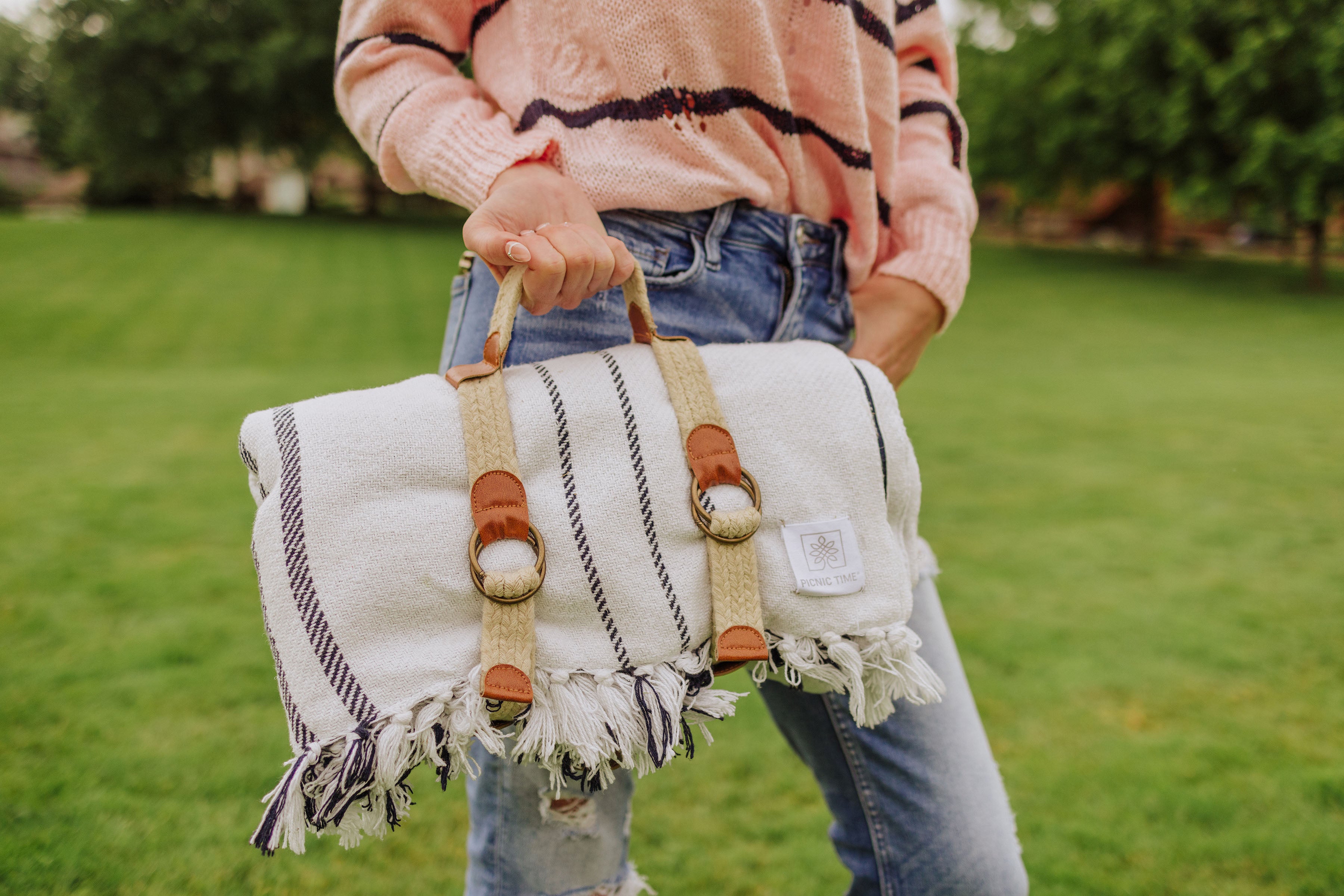 Montecito Picnic Blanket with Harness-Picnic Time Family of Brands