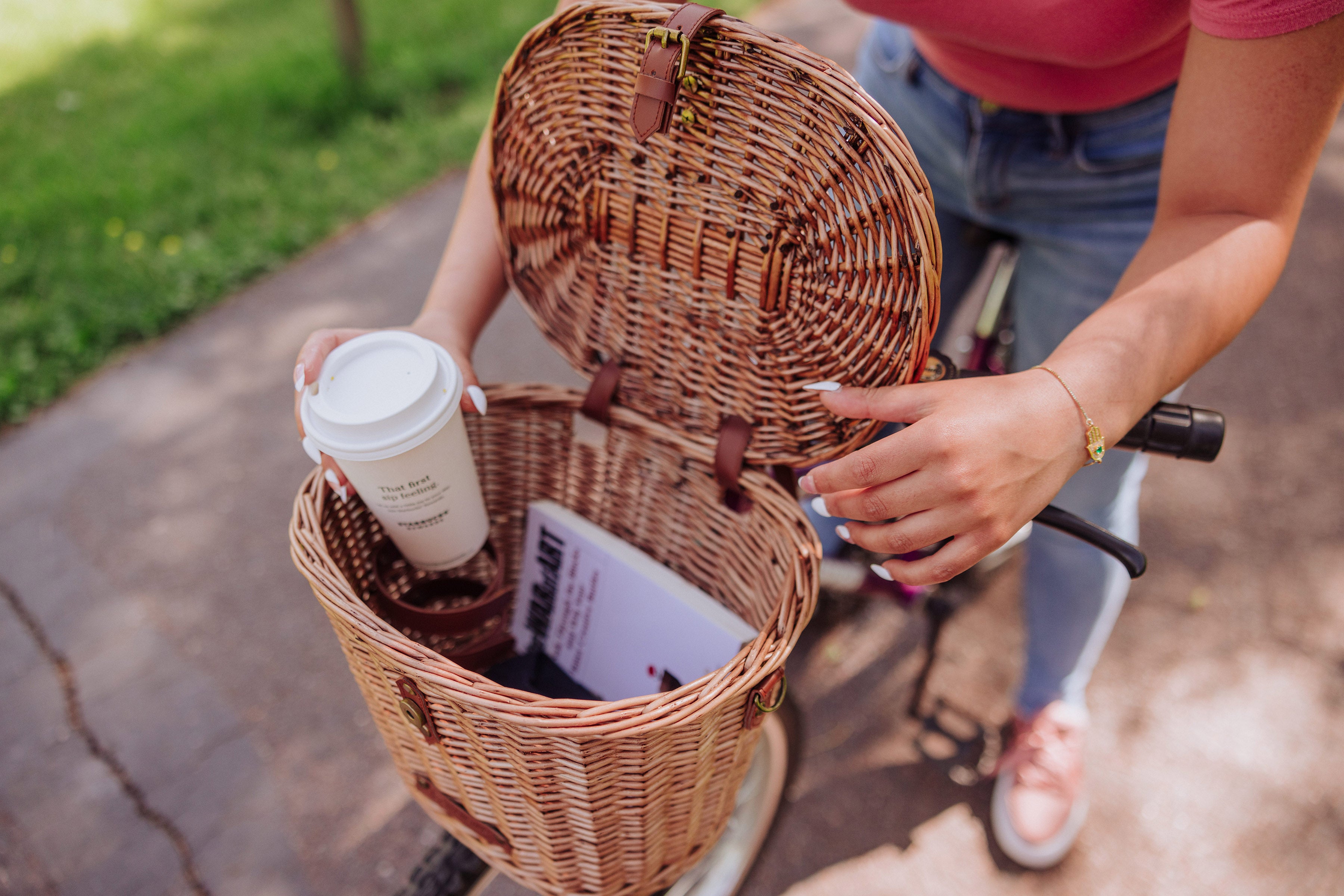 Cambridge Bicycle Basket-Picnic Time Family of Brands
