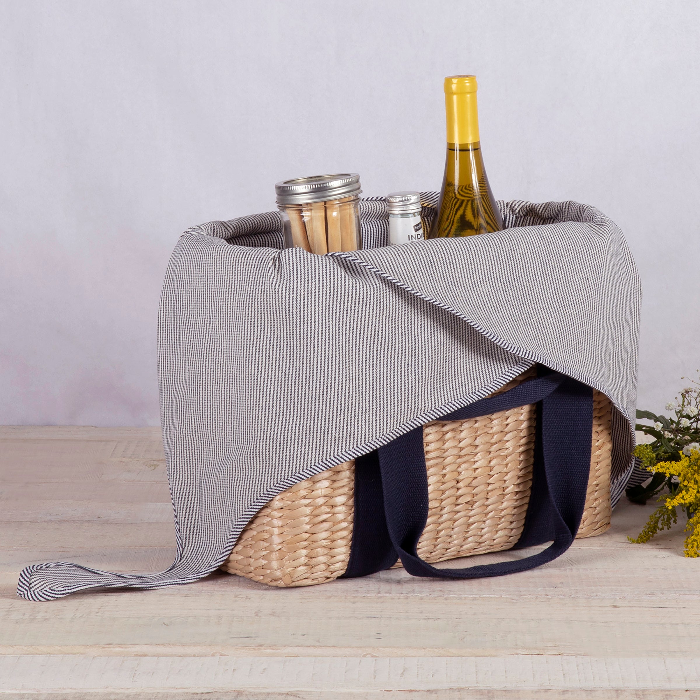 Parisian Picnic Basket-Picnic Time Family of Brands
