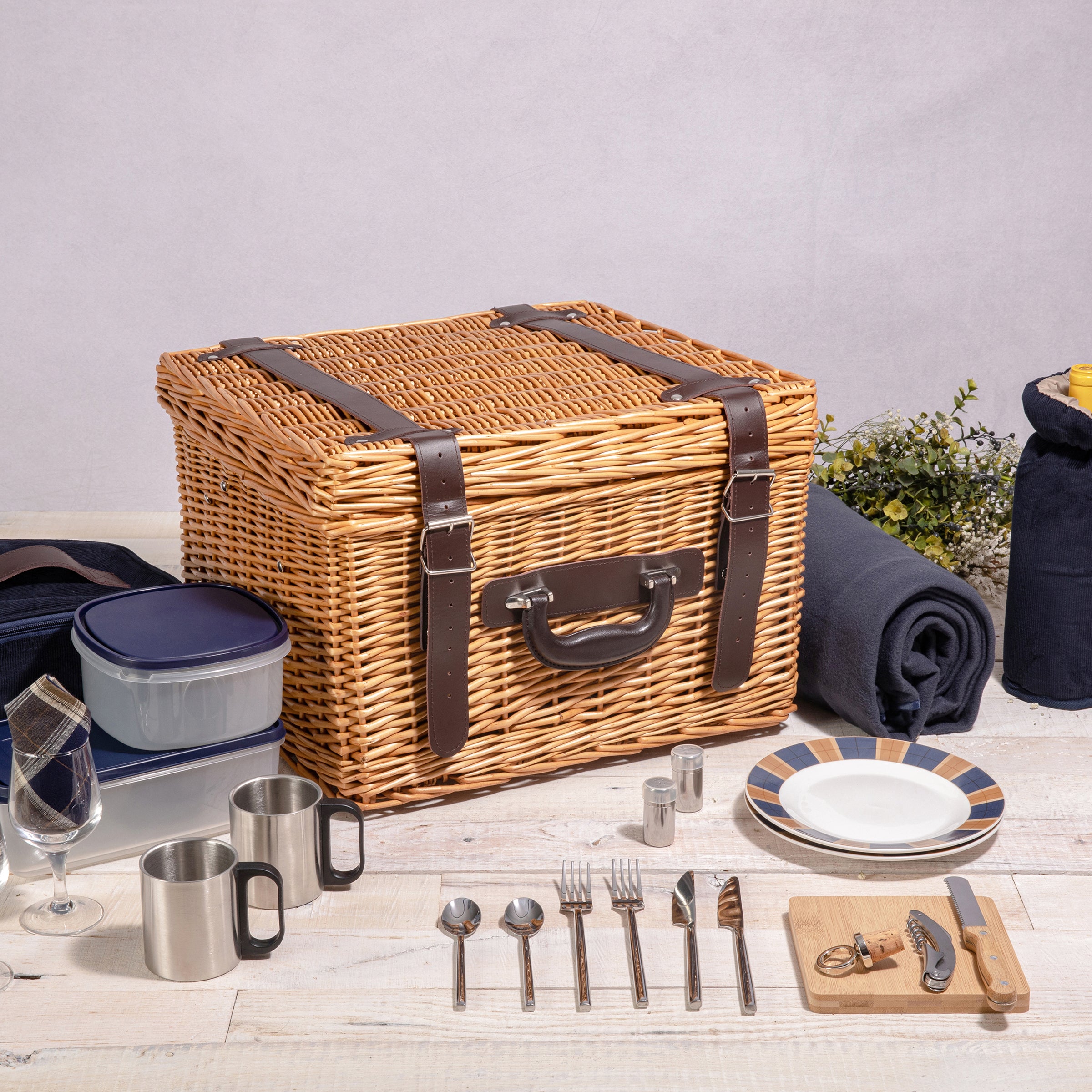 Canterbury Picnic Basket-Picnic Time Family of Brands